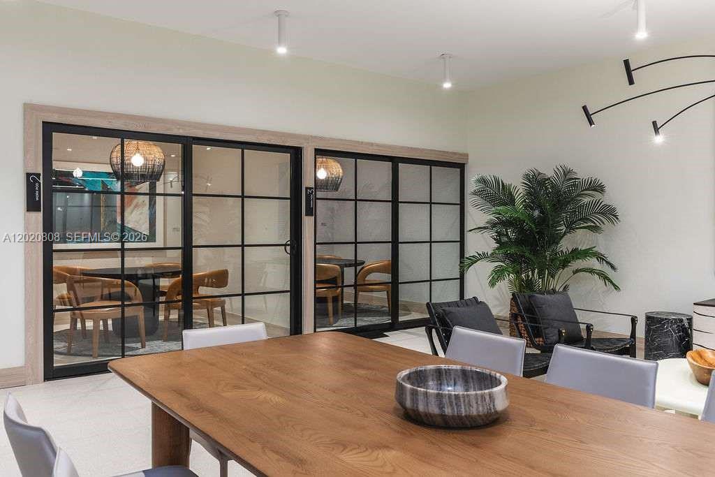225 District - Residential