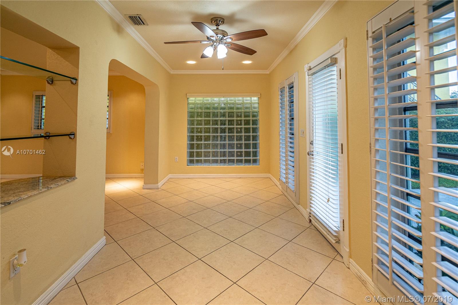 ALTOS DEL MAR NO 3 - Residential Lease