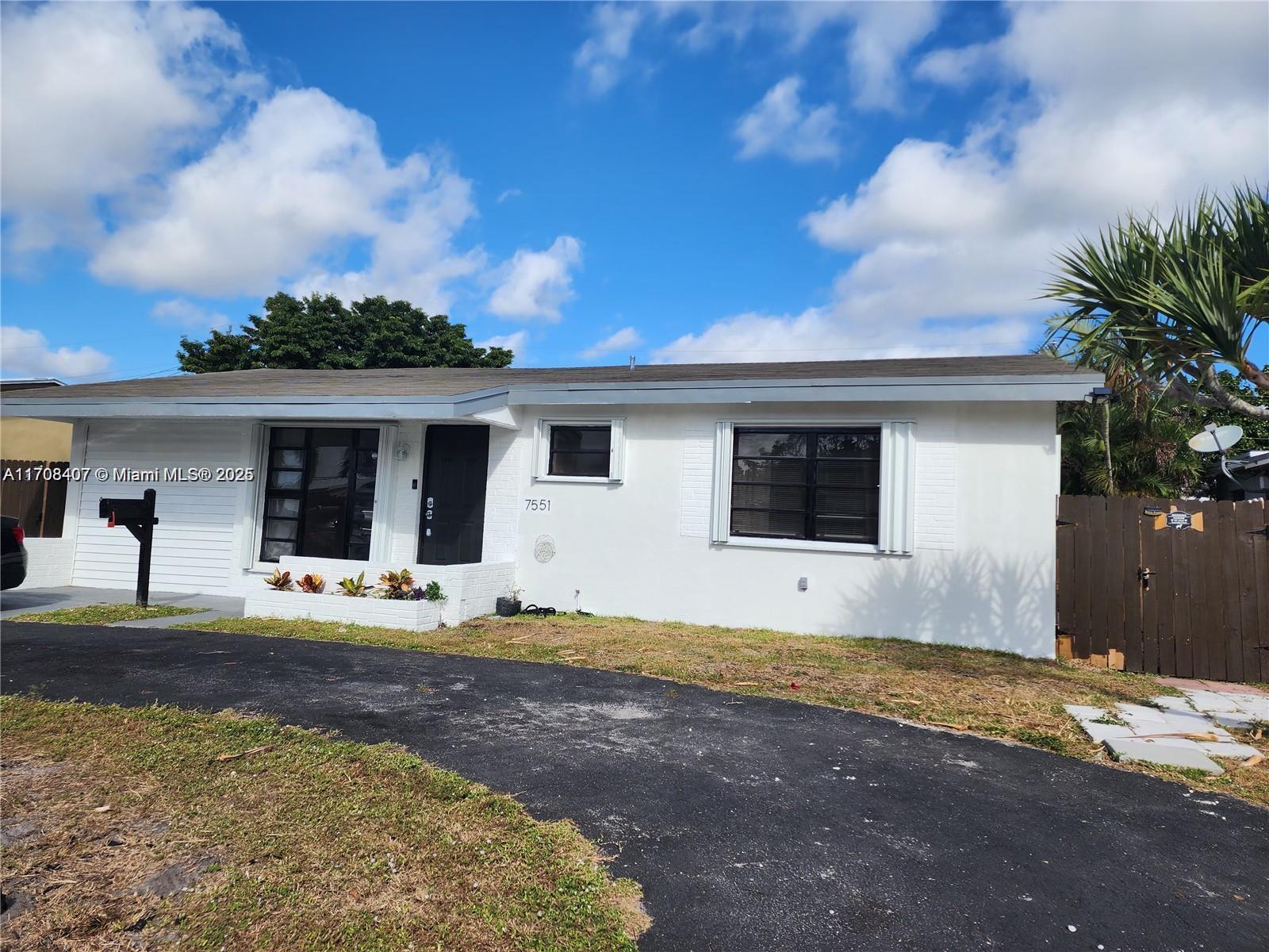 7551 Polk -
