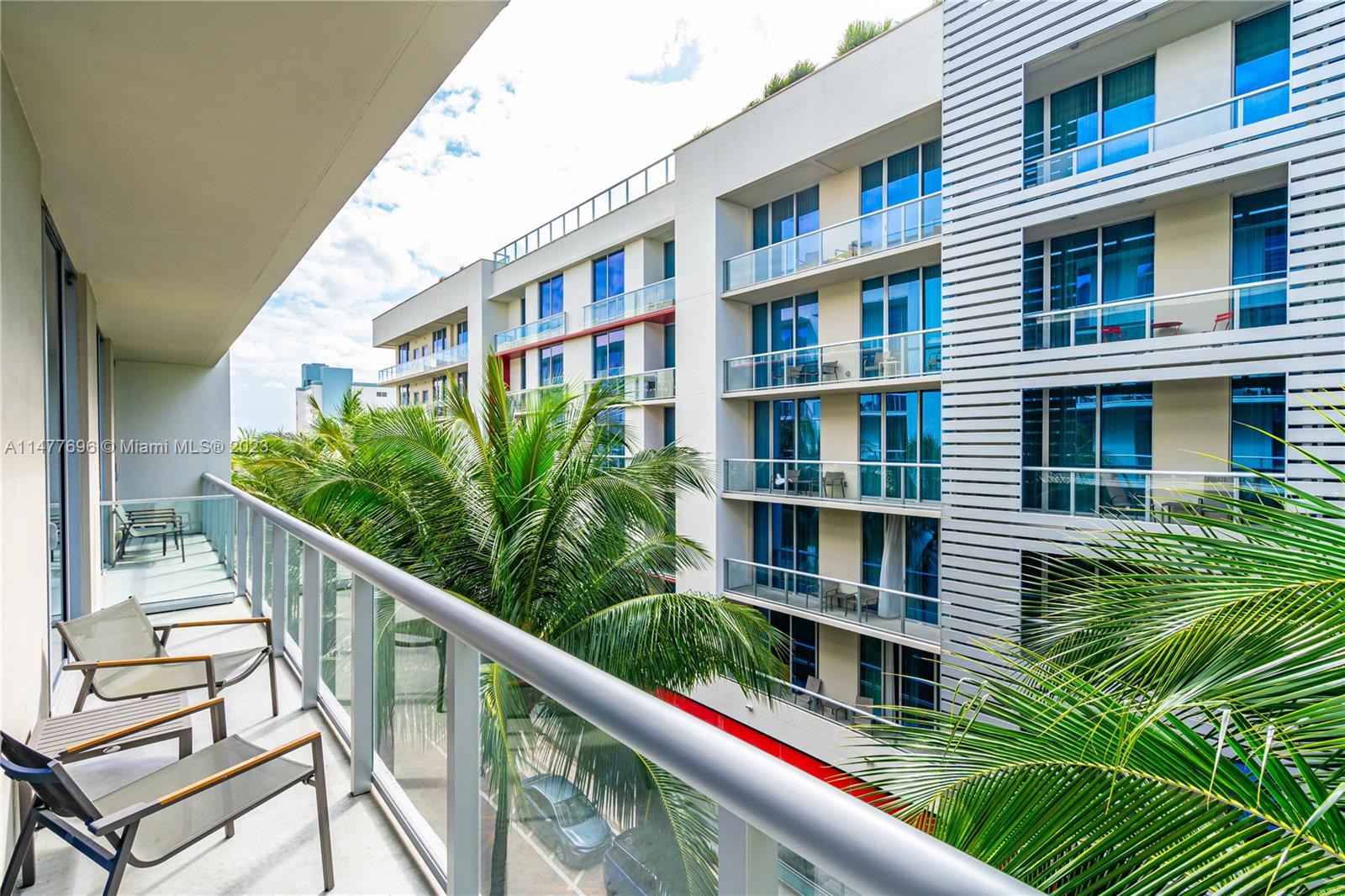 COSTA HOLLYWOOD CONDO - Residential