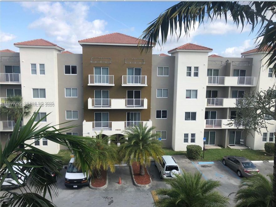 INVESTORS OPORTUNITY WITH OWNER FINANCING!!!   
Spacious 2-bedroom, 2-bathroom condo located in a well-maintained and highly desirable gated community.  Currently rented until December 2025 to excellent tenants, making it a turnkey investment with immediate cash flow. The community offers tennis courts, a swimming pool in a gated community.  Don’t miss this opportunity to own a worry-free investment in a great location.