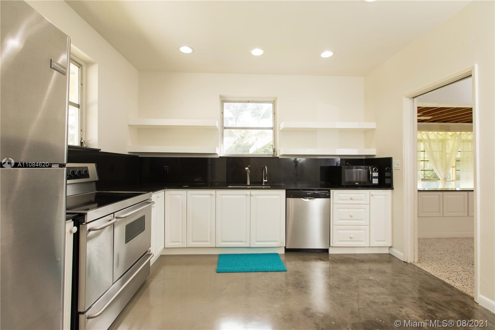 27 28 33 34 53 42 - Residential Lease