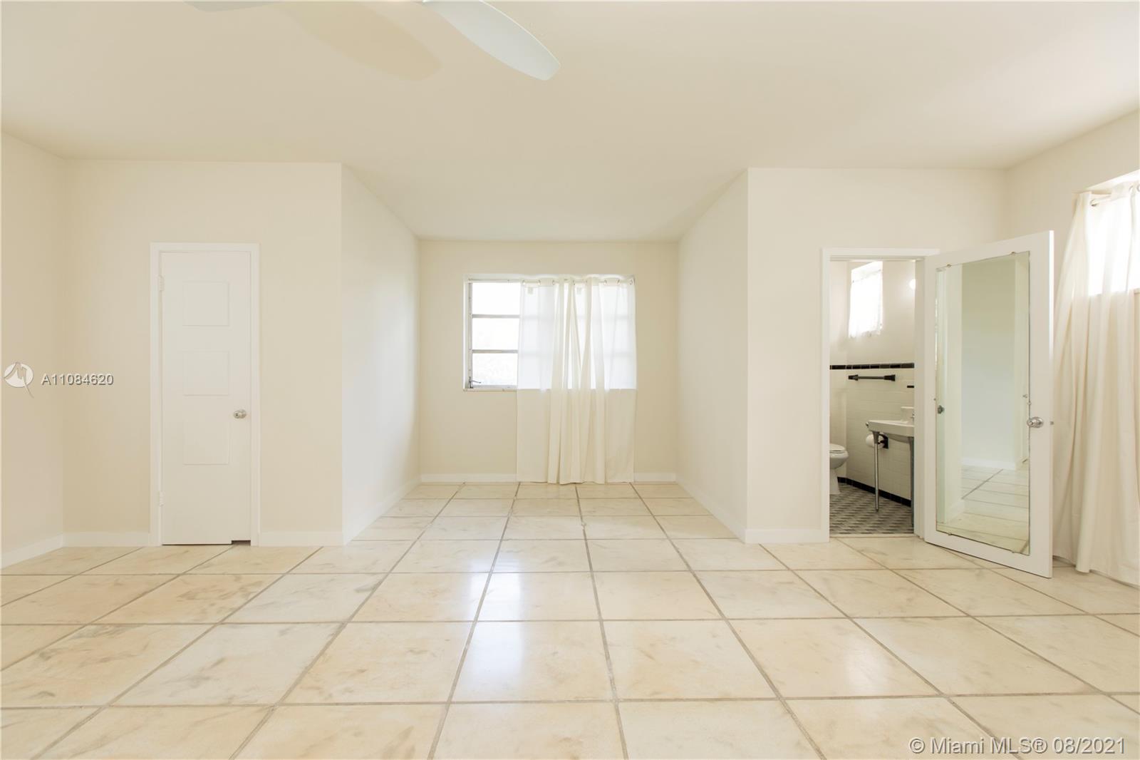 27 28 33 34 53 42 - Residential Lease