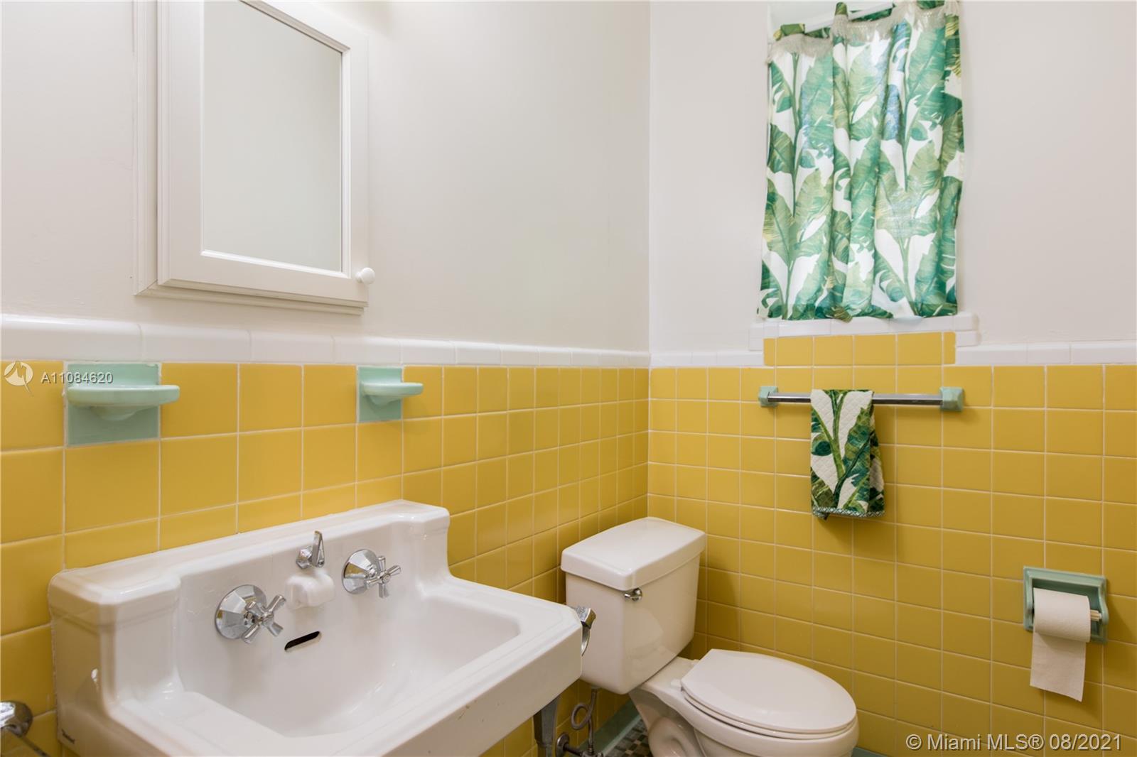 27 28 33 34 53 42 - Residential Lease