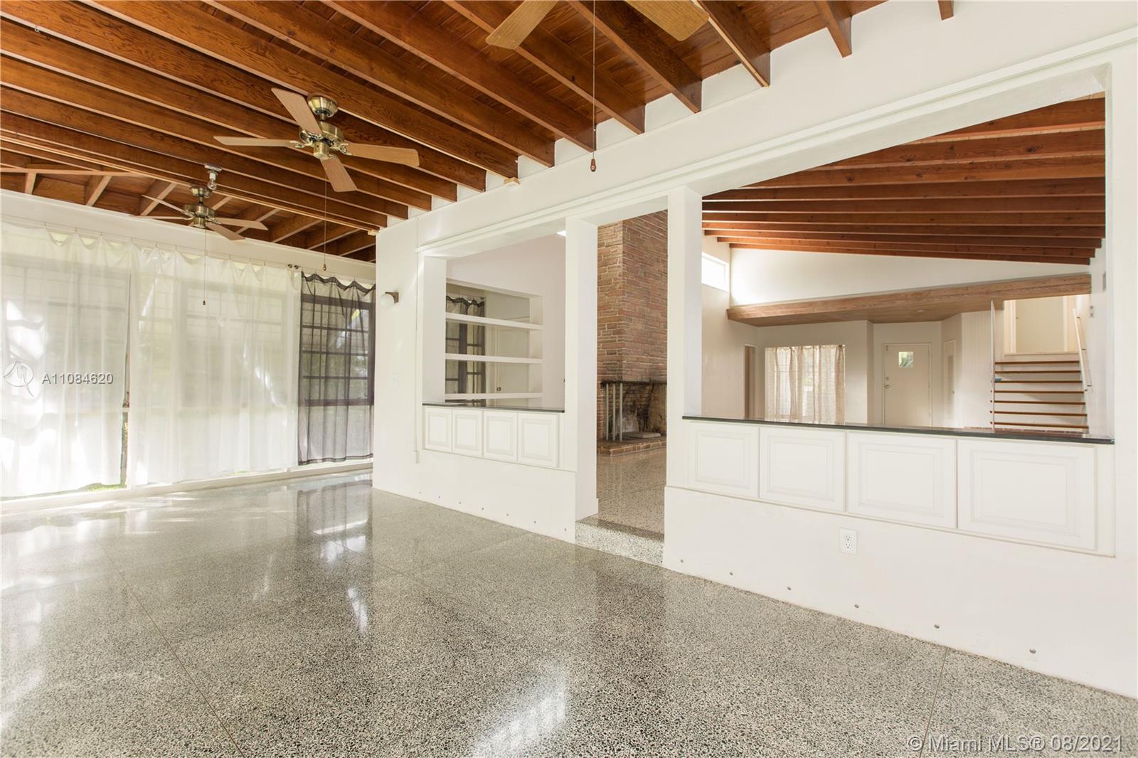 27 28 33 34 53 42 - Residential Lease