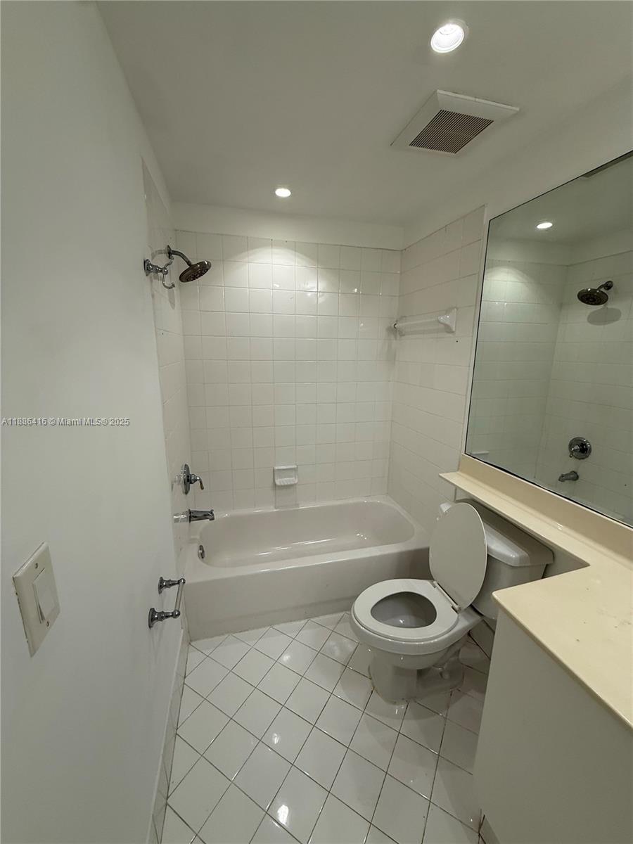 CAPTIVA CONDO B - Residential