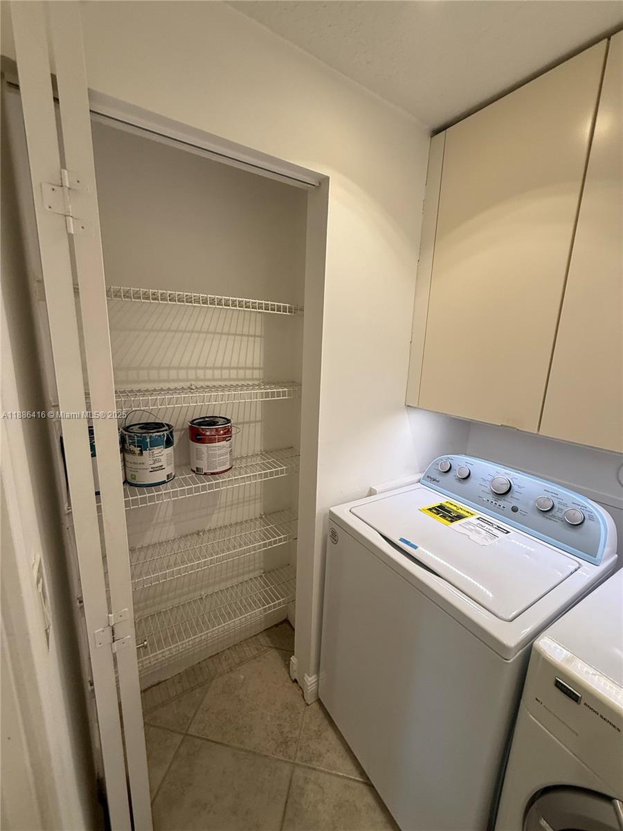 CAPTIVA CONDO B - Residential