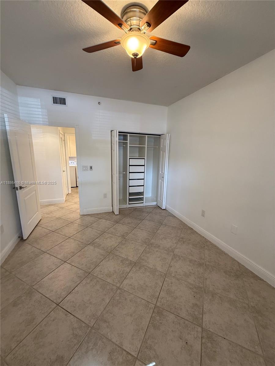 CAPTIVA CONDO B - Residential