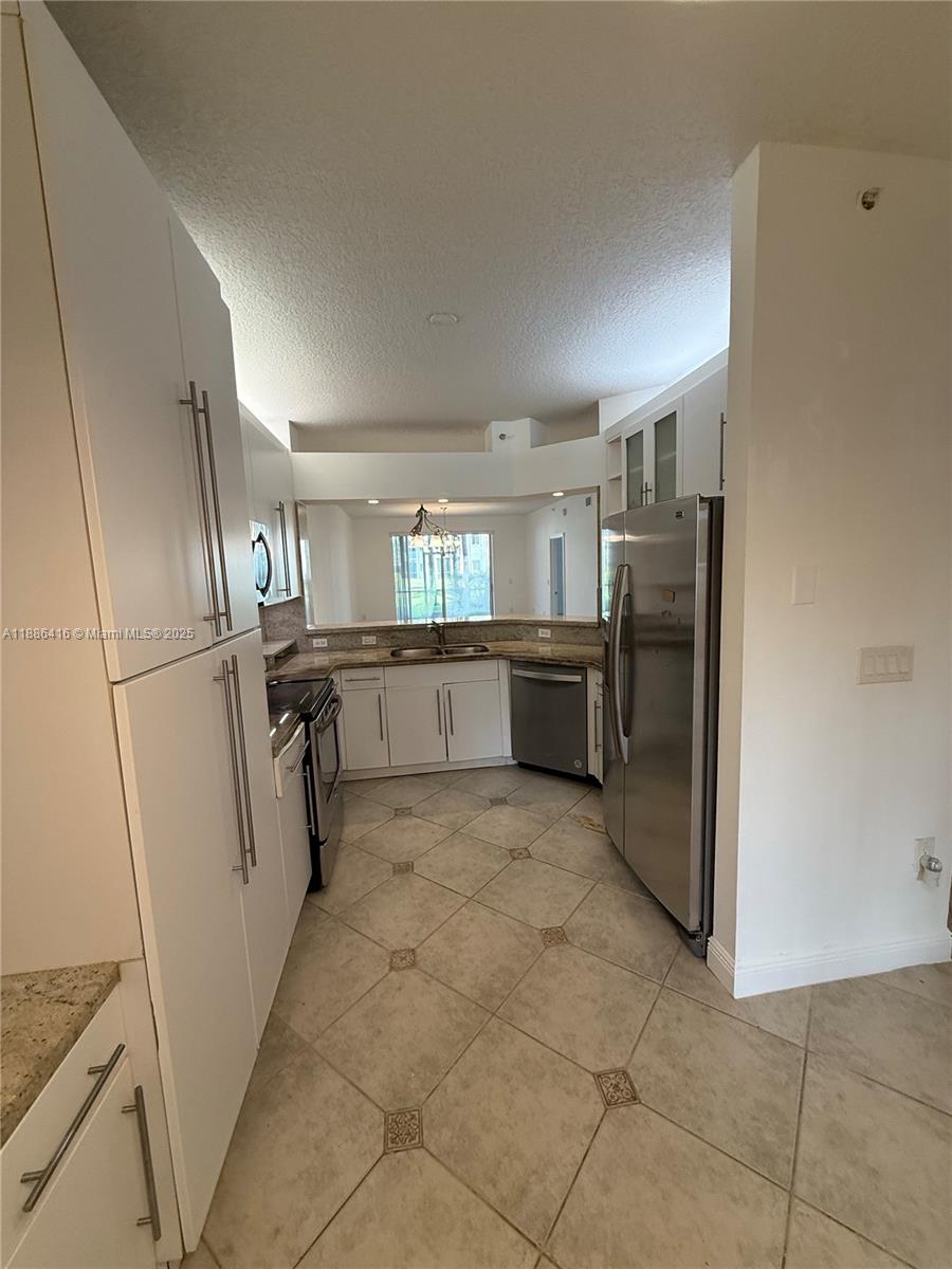 CAPTIVA CONDO B - Residential