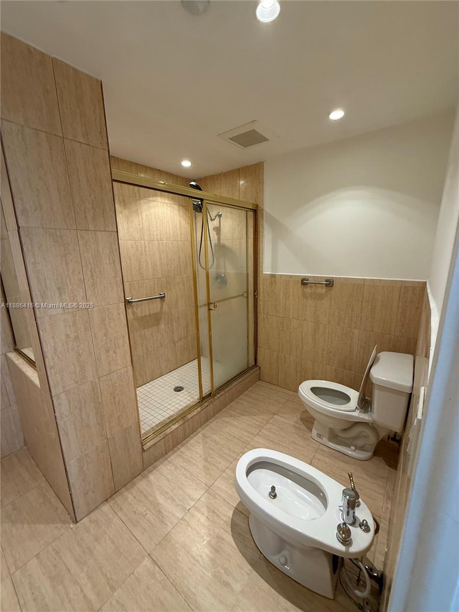 CAPTIVA CONDO B - Residential