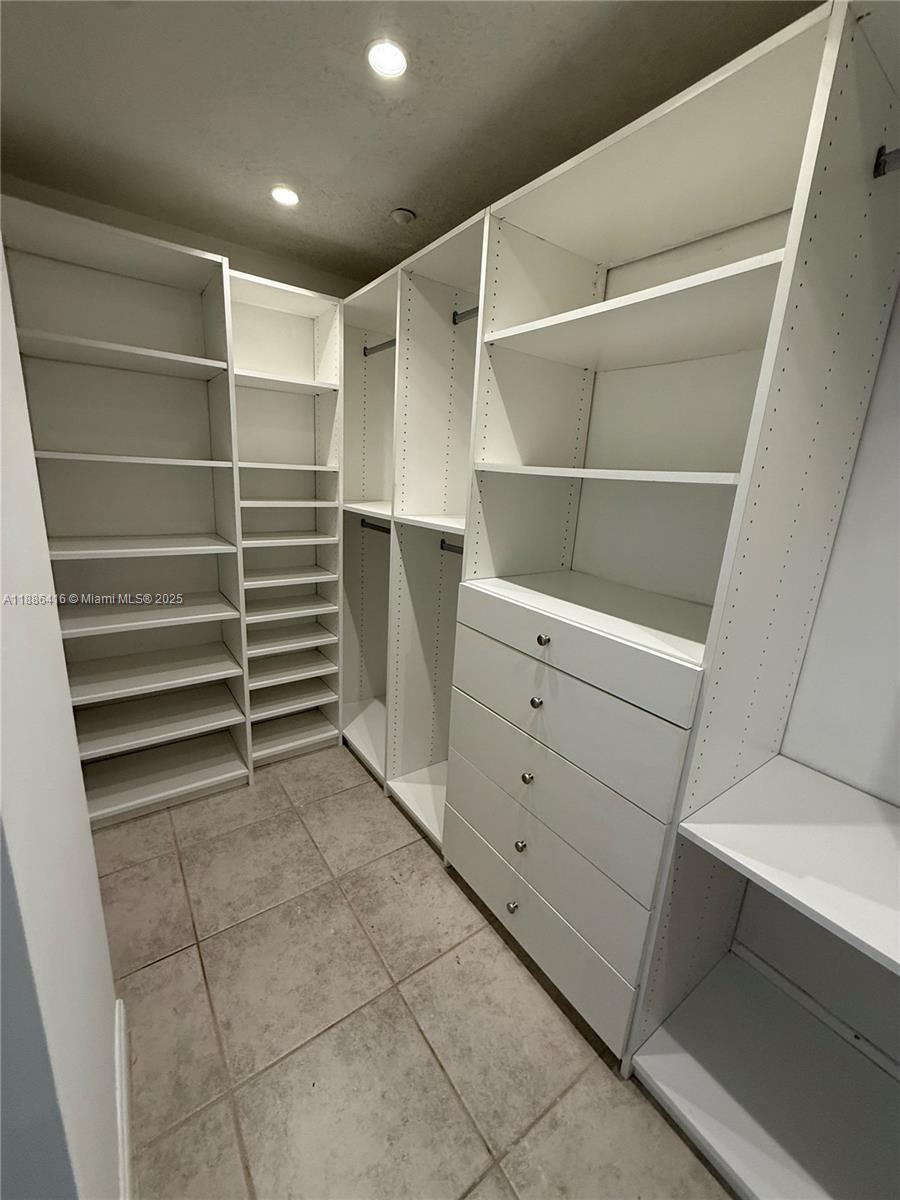 CAPTIVA CONDO B - Residential