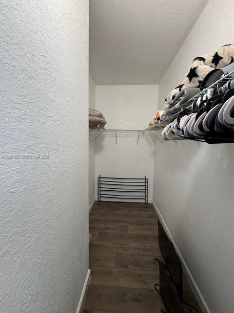 KENDALL COMMONS TOWNHOMES - Residential Lease