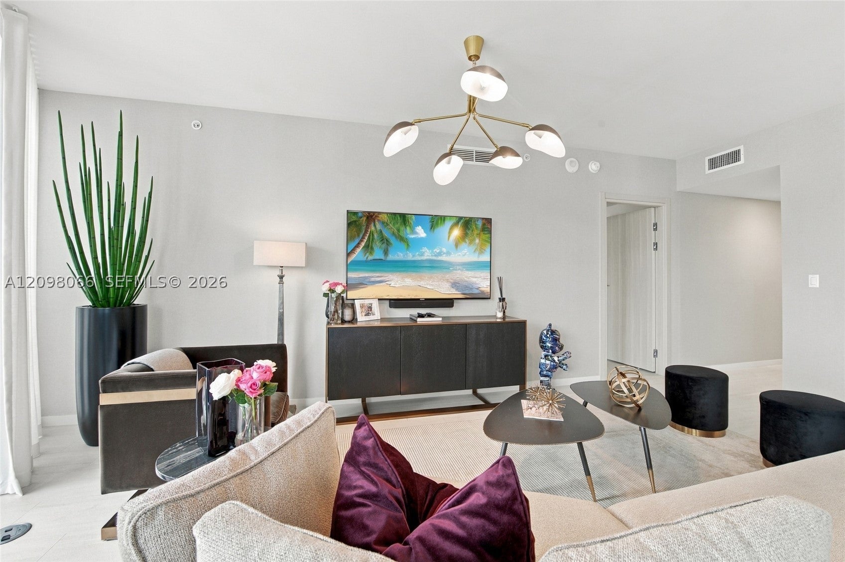 1000 Brickell Plz 3401