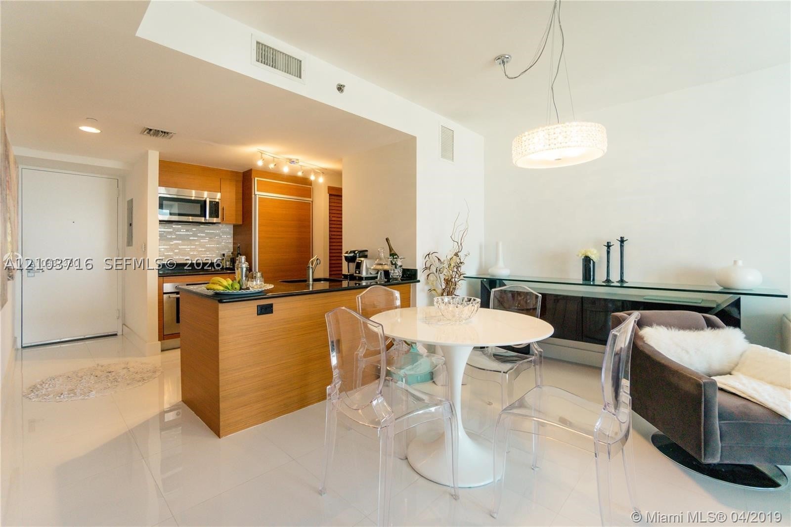 50 Biscayne Blvd 1807