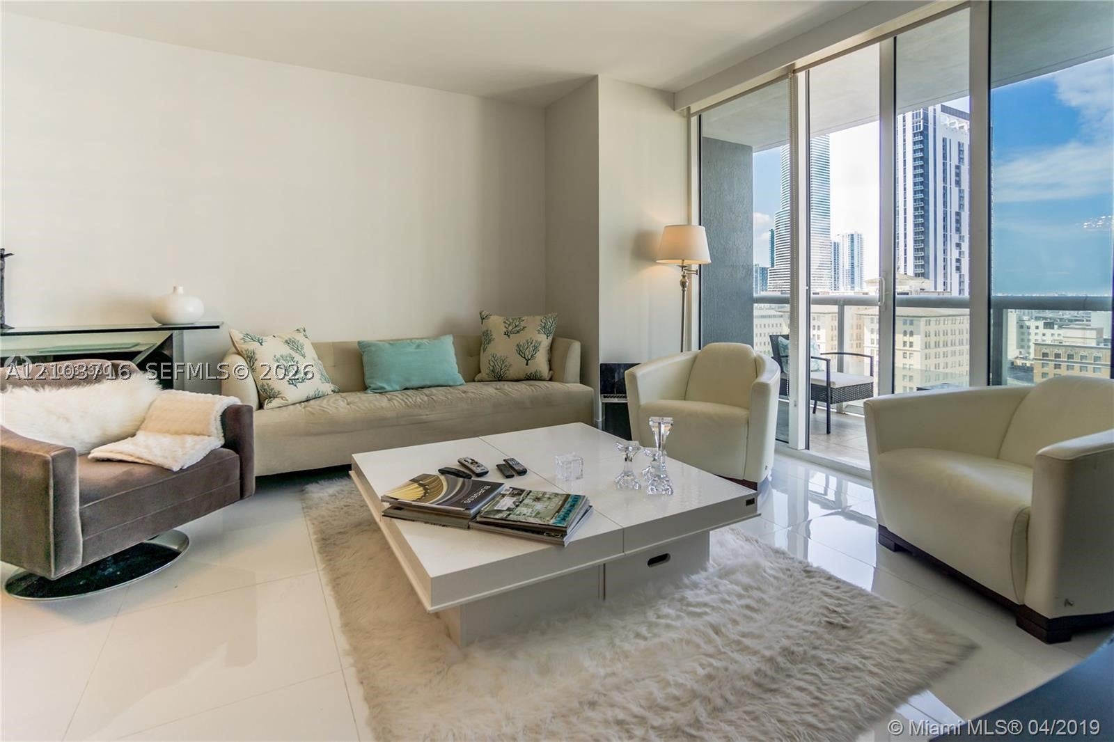 50 Biscayne Blvd 1807