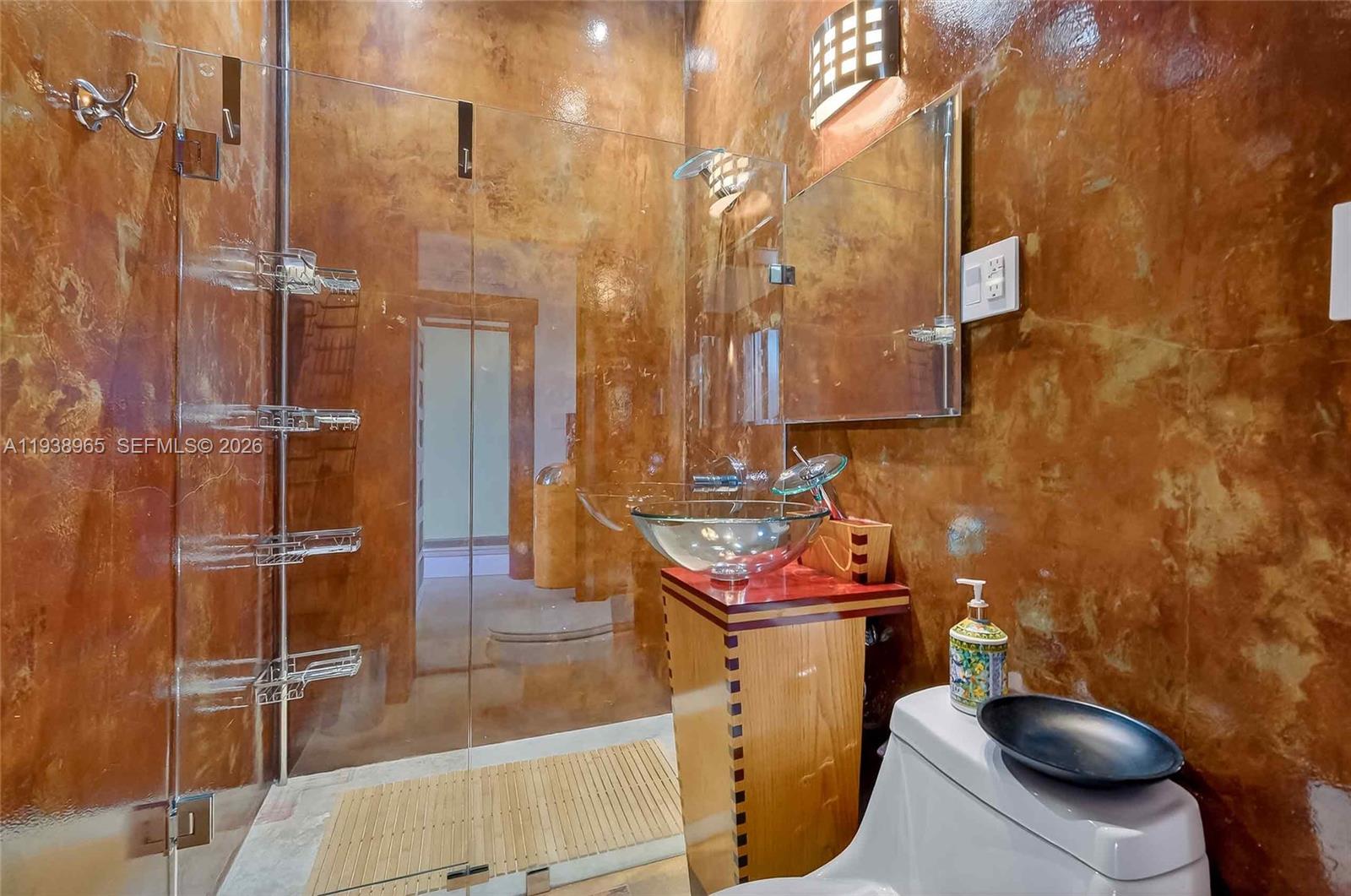 HOLLEMAN PARK - Residential