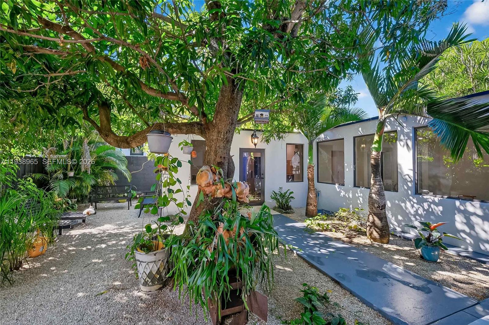 HOLLEMAN PARK - Residential