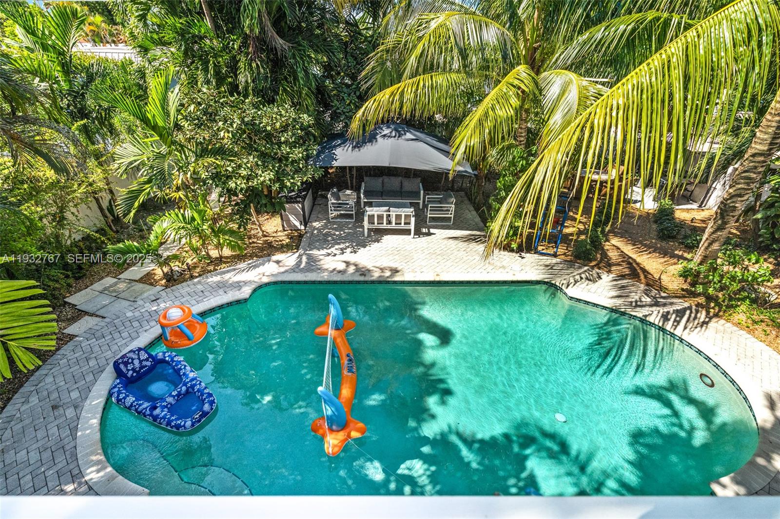 ROYAL PALM VISTA - Residential