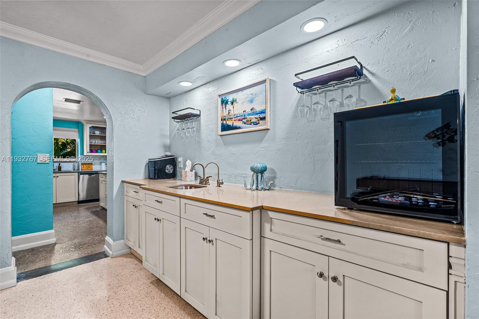 ROYAL PALM VISTA - Residential