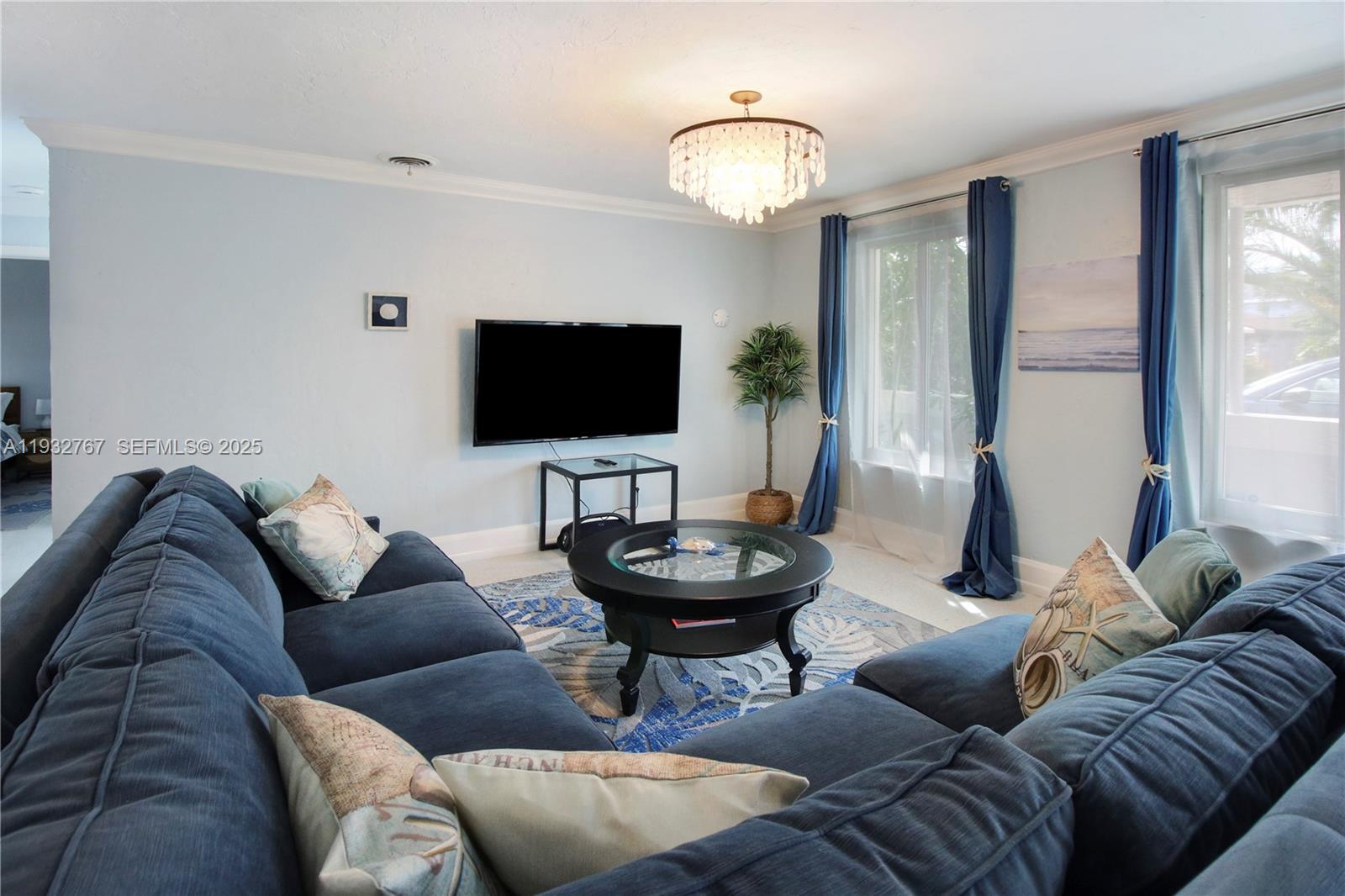 ROYAL PALM VISTA - Residential