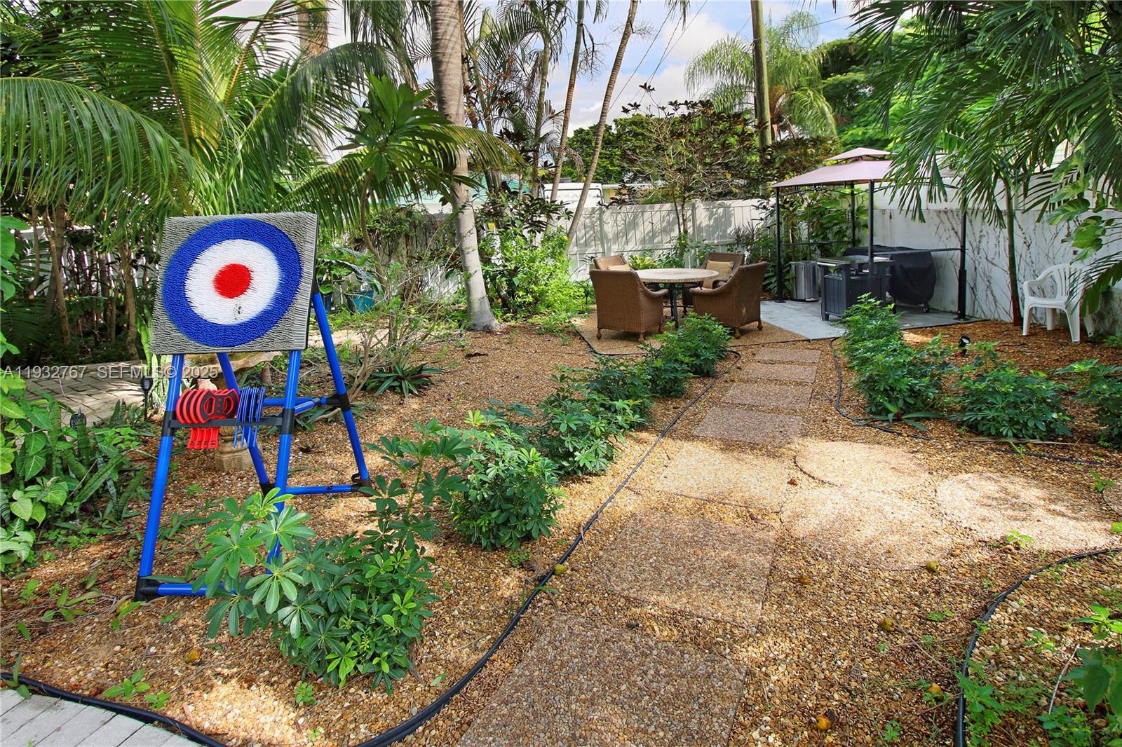 ROYAL PALM VISTA - Residential