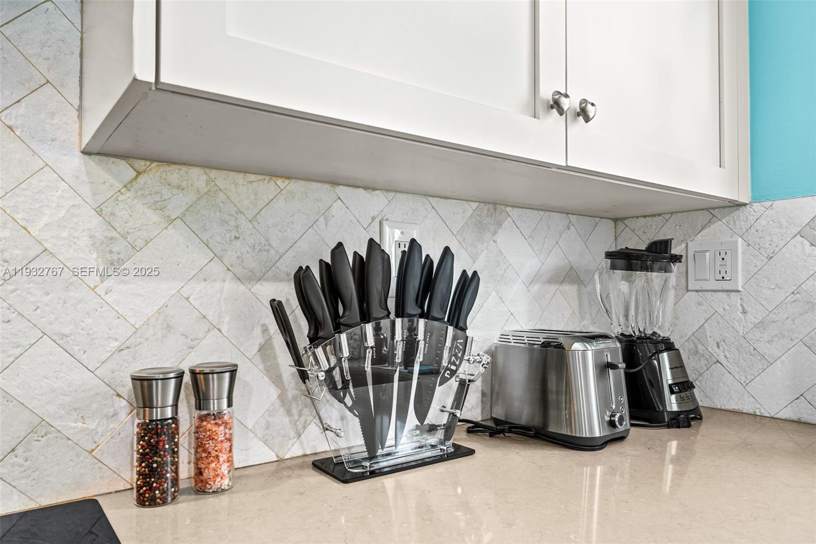 ROYAL PALM VISTA - Residential