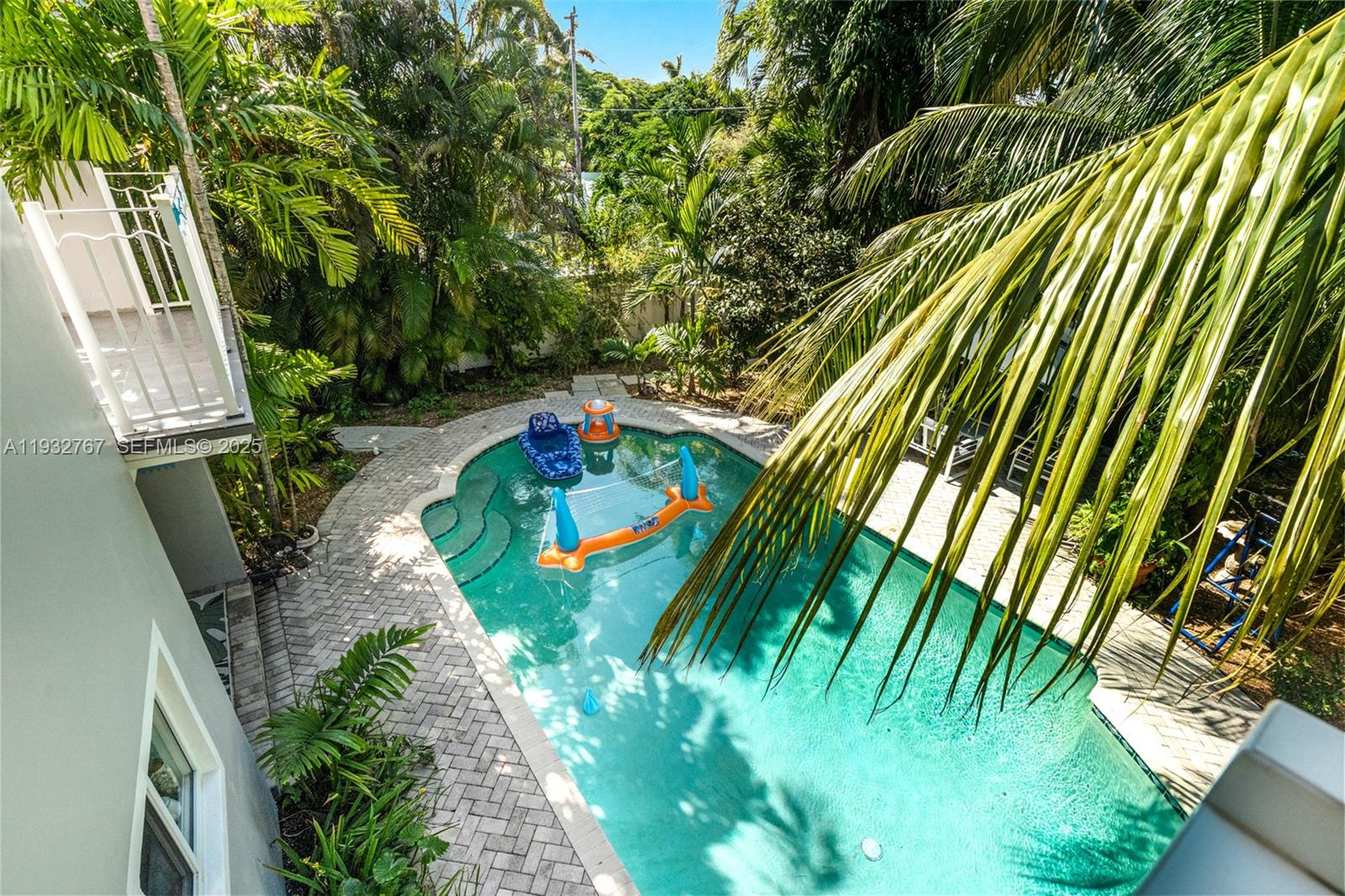 ROYAL PALM VISTA - Residential