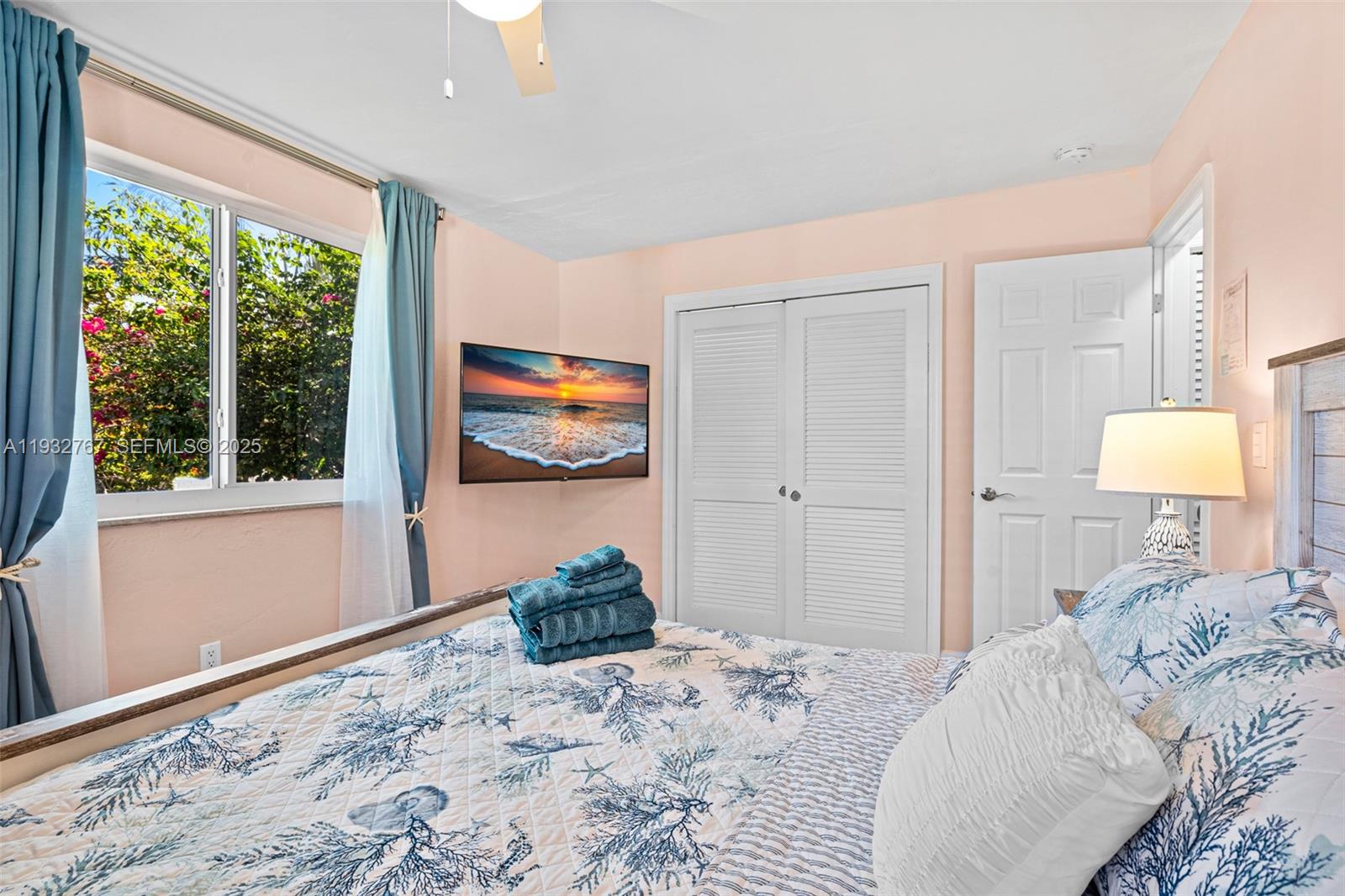 ROYAL PALM VISTA - Residential