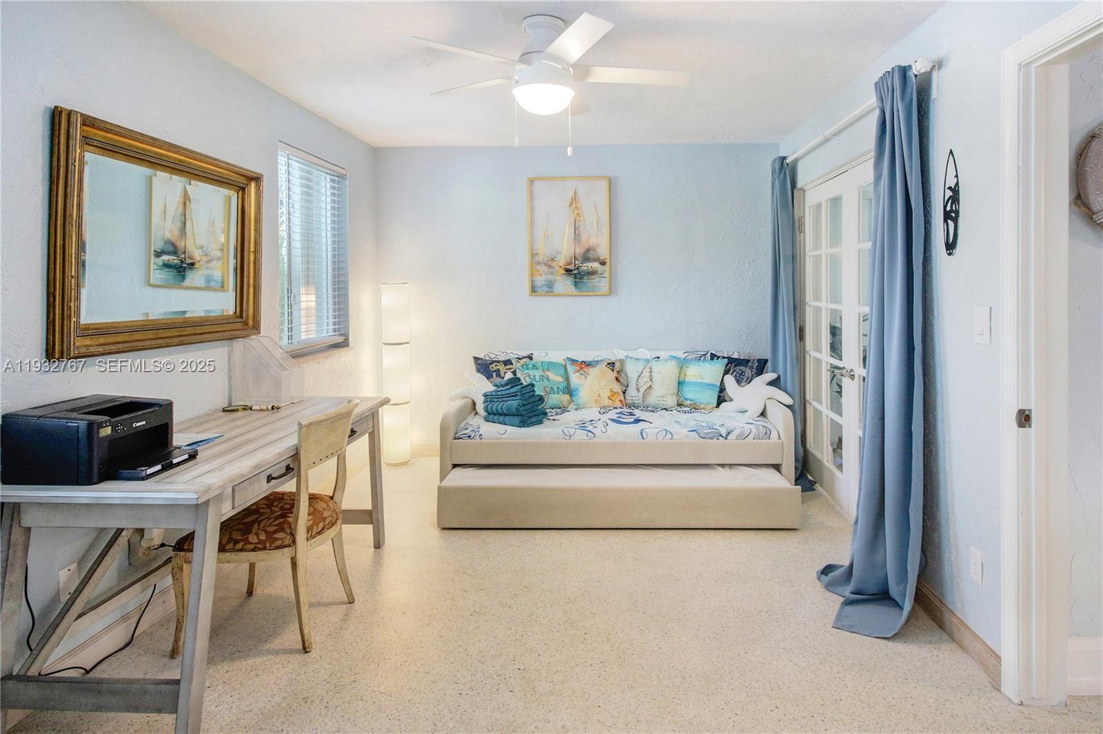 ROYAL PALM VISTA - Residential