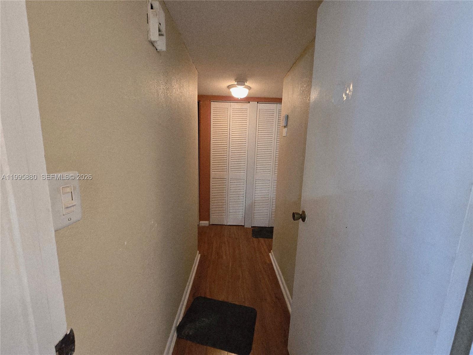 THREE HORIZONS NORTH COND - Residential