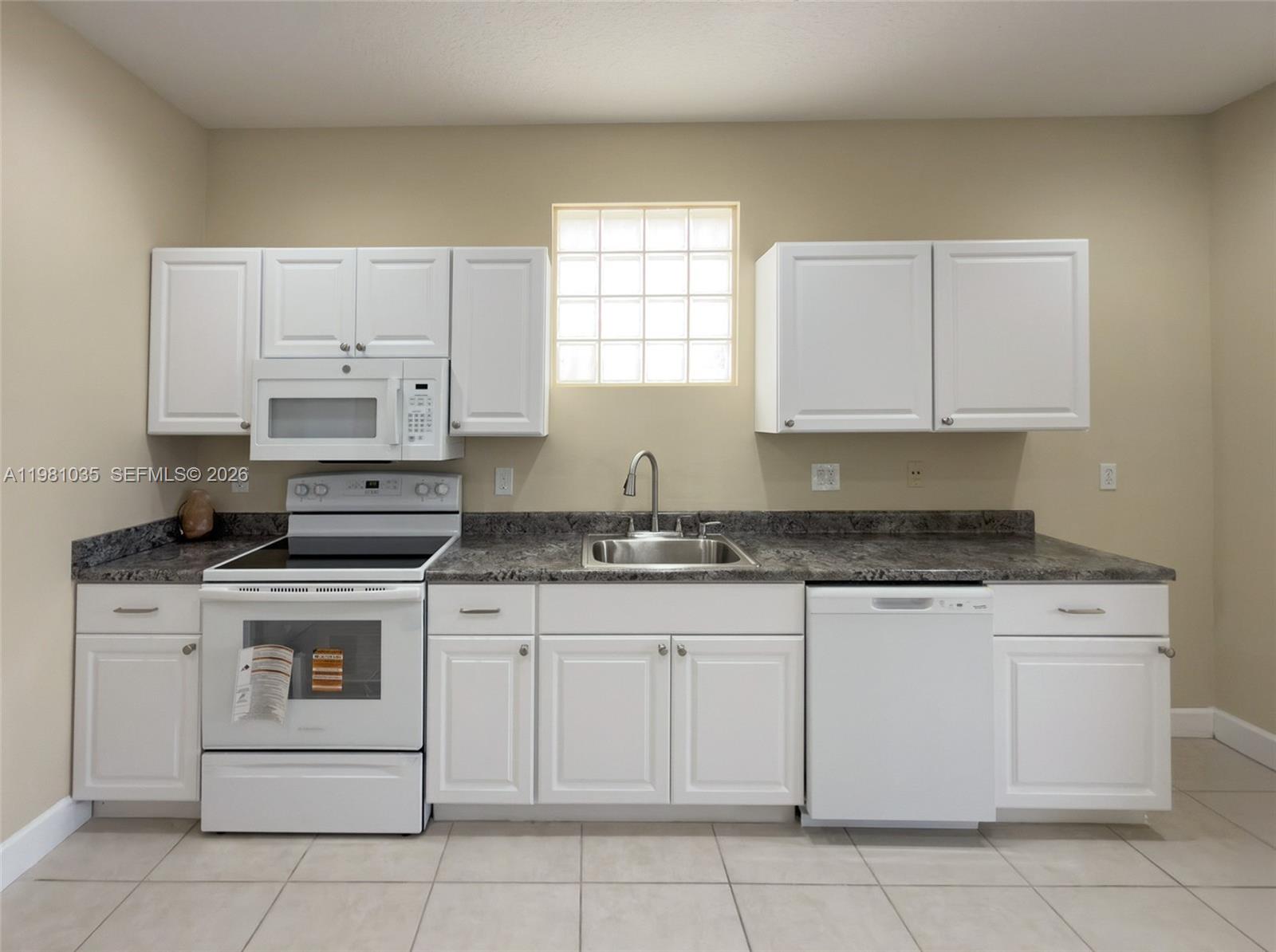 SHORES AT WELLINGTON PUD - Residential