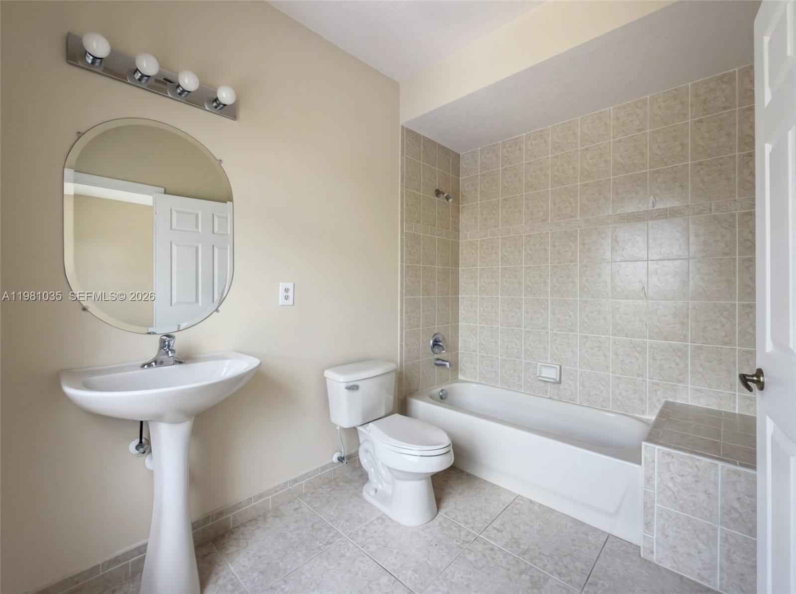 SHORES AT WELLINGTON PUD - Residential