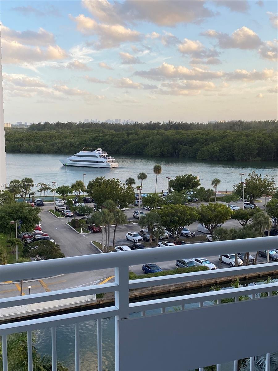 COASTAL TOWERS CONDO - Residential