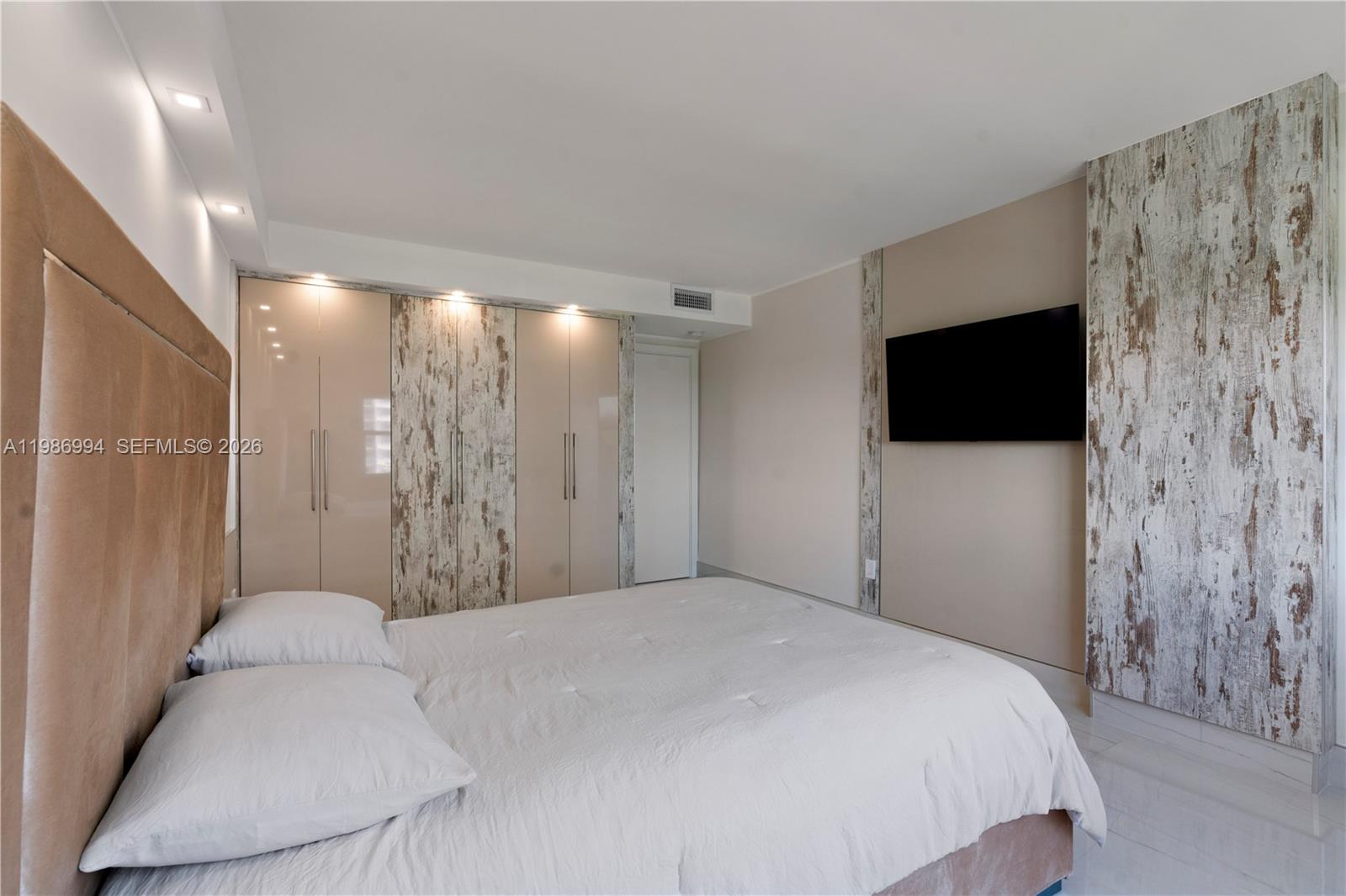 COASTAL TOWERS CONDO - Residential