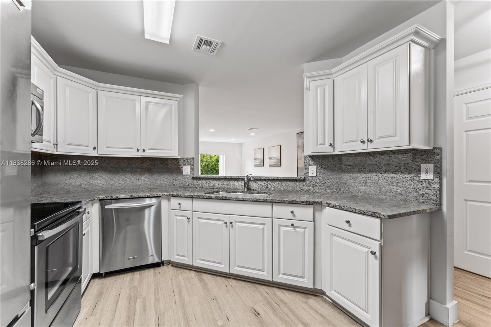 10104 Royal Palm Blvd 107-C