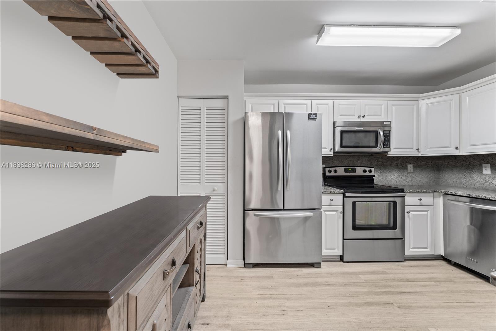 10104 Royal Palm Blvd 107-C