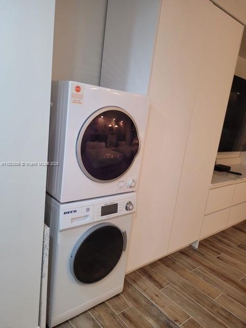 2889 Mcfarlane Rd 1016