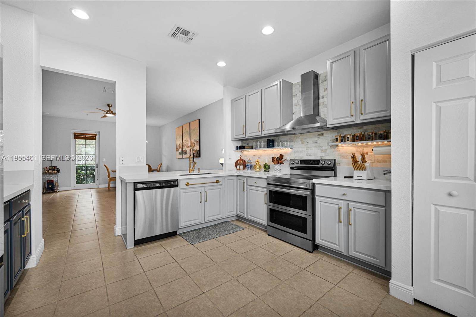 MIRAMAR RESIDENTIAL PLAT - Residential