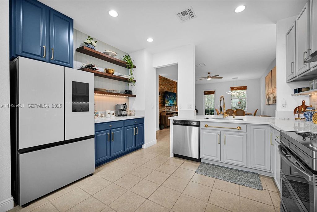 Photo of 2666 SW 118th Rd, Miramar, FL 33025 (MLS # A11955461)