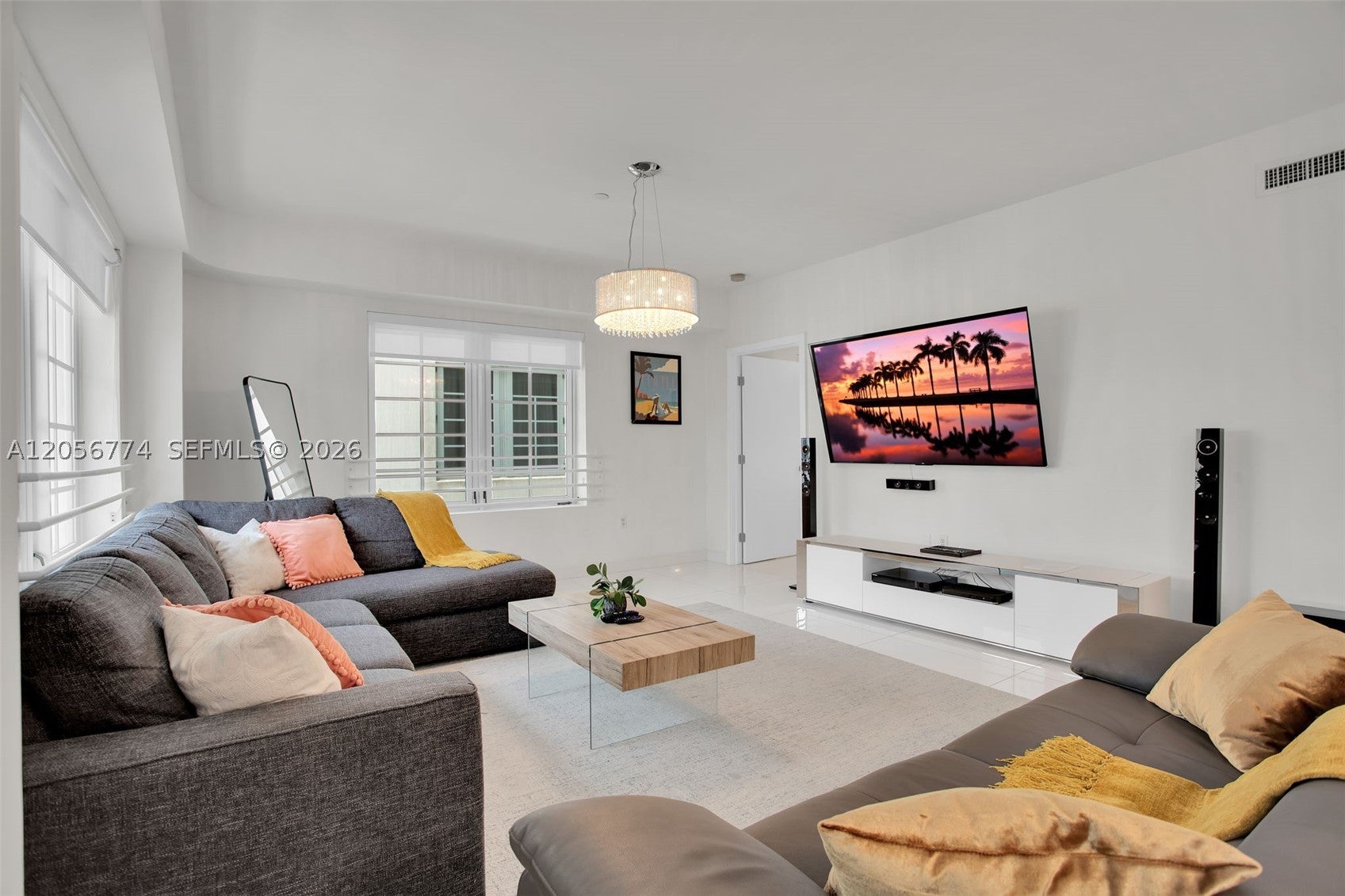 1250 Ocean Dr 2N