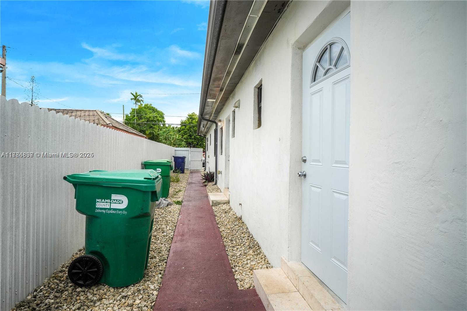 CORAL TERR SEC NO 2 - Residential Income