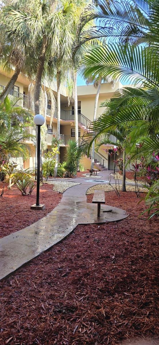 GARDENS OF KENDALL SO CON - Residential