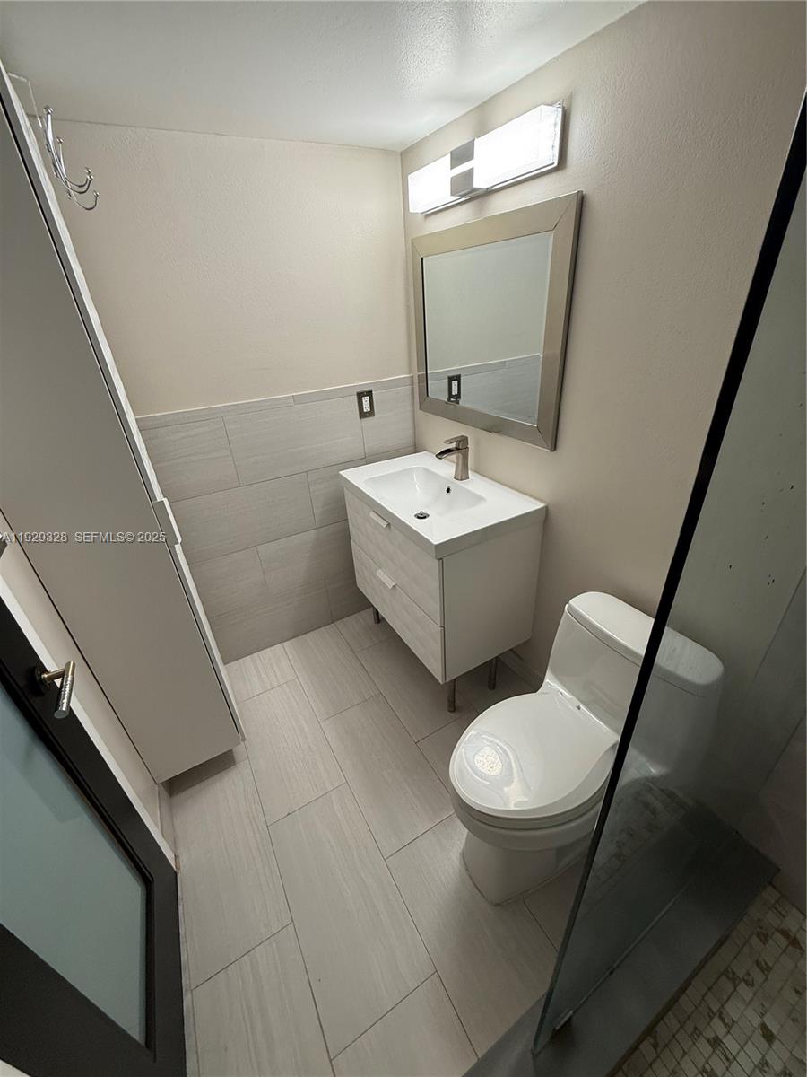 COUNTRY PINES CONDO - Residential