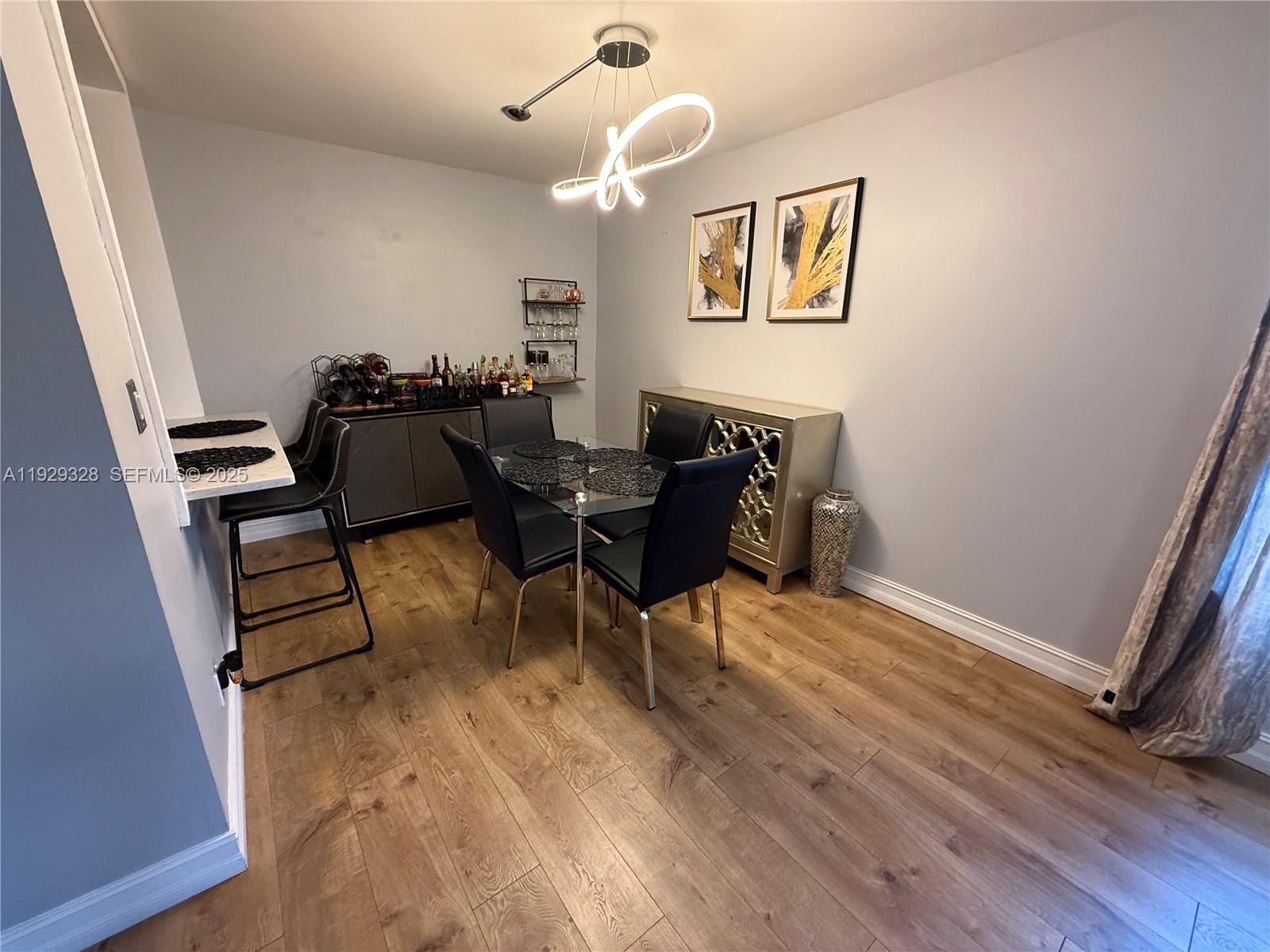 COUNTRY PINES CONDO - Residential