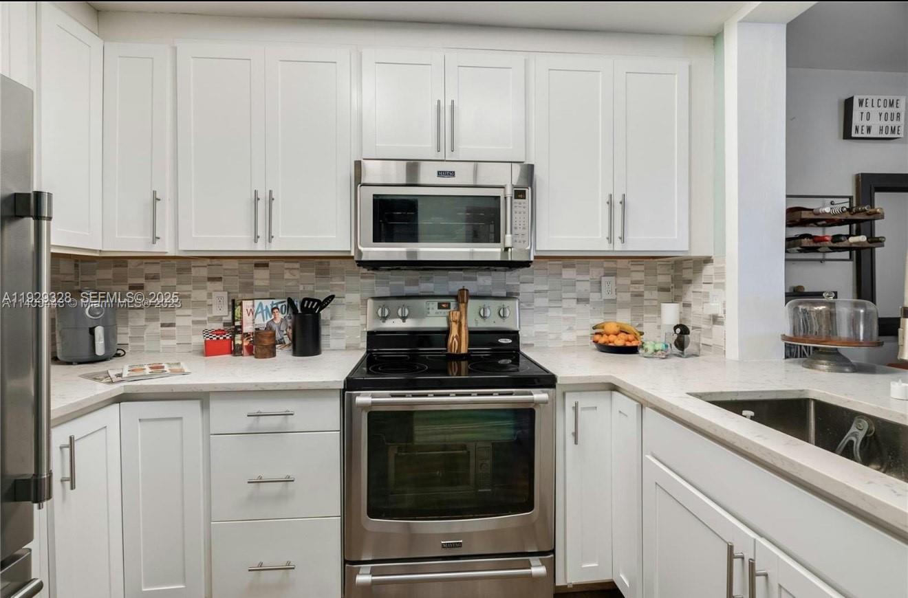 COUNTRY PINES CONDO - Residential