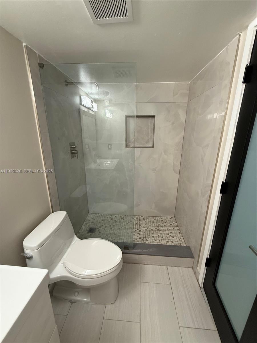 COUNTRY PINES CONDO - Residential