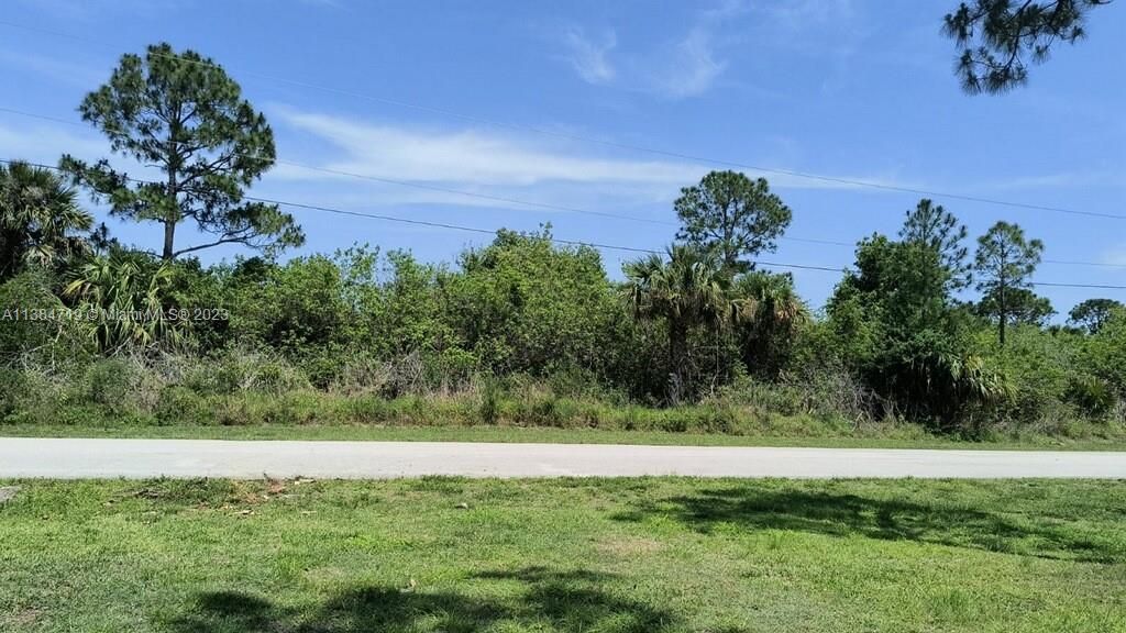 Photo of 1120 SW Khan Dr, Port Saint Lucie, FL 34953 (MLS # A11384719)