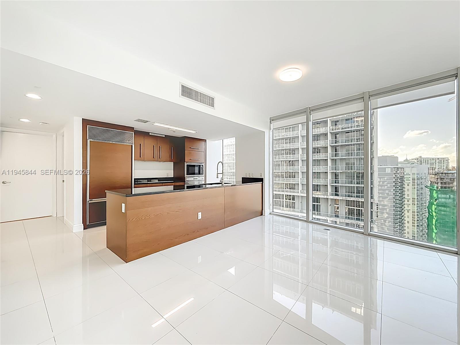 ICONBRICKELL CONDO NO 1 - Residential