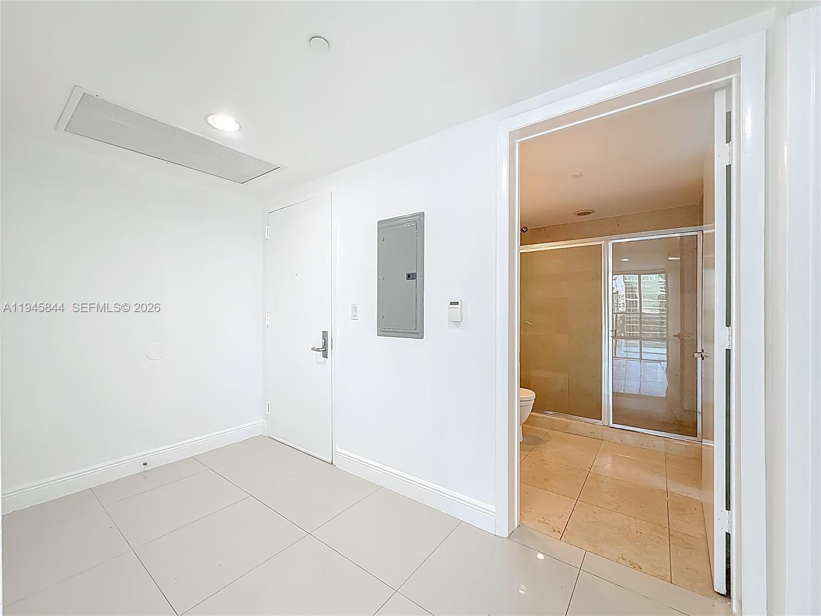 ICONBRICKELL CONDO NO 1 - Residential