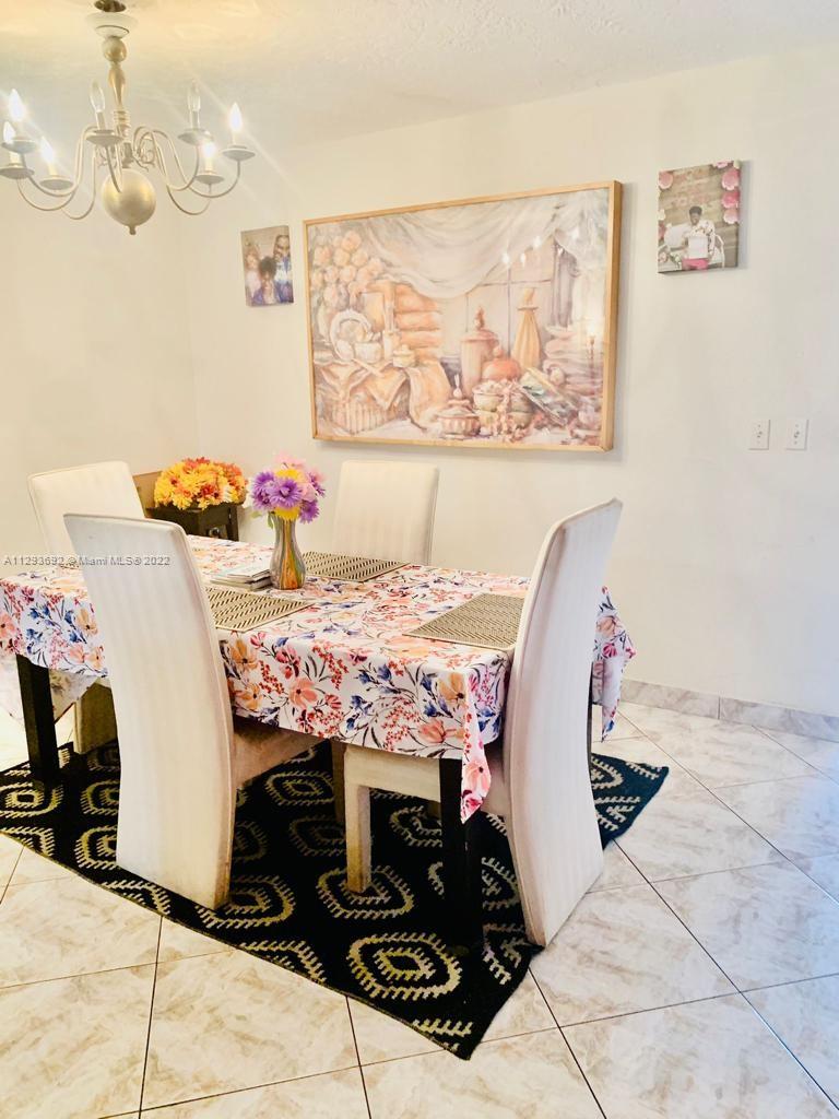 SOMERSET 5 CONDO - Residential Lease